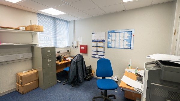 sheffield_whsmith_property_investment_s1_2he_-_48