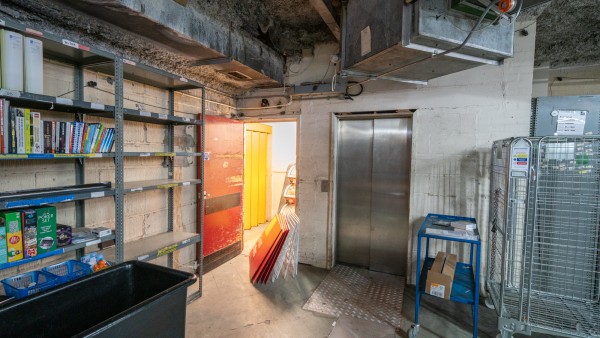 sheffield_whsmith_property_investment_s1_2he_-_55