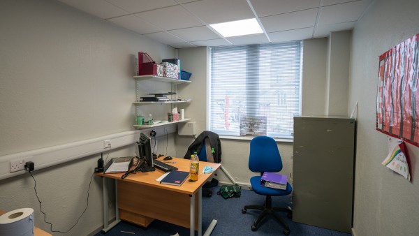 sheffield_whsmith_property_investment_s1_2he_-_59