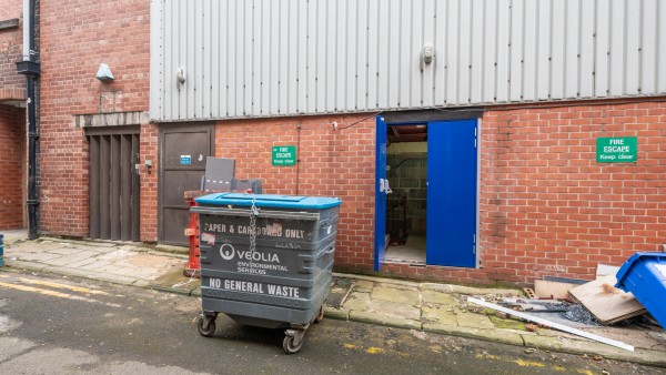 sheffield_whsmith_property_investment_s1_2he_-_67