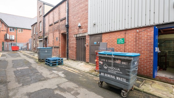 sheffield_whsmith_property_investment_s1_2he_-_68