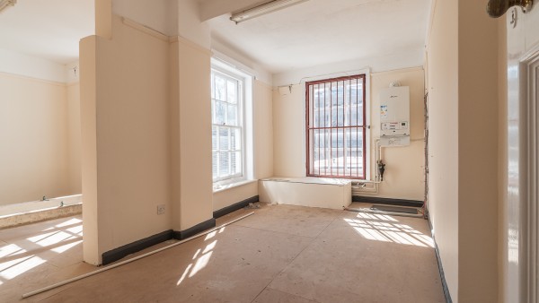 guildford_property_investment_gu1_3hj_-_021