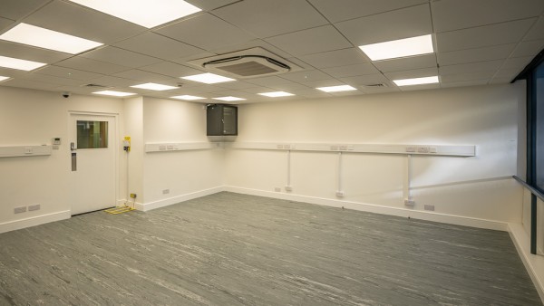 bolton_ee_property_investment_bl1_1dt_-_27