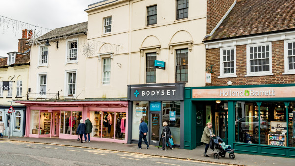 farnham_property_investment_gu9_7dn_-_002