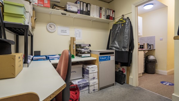 woking_property_investment_gu22_7qq_-_10