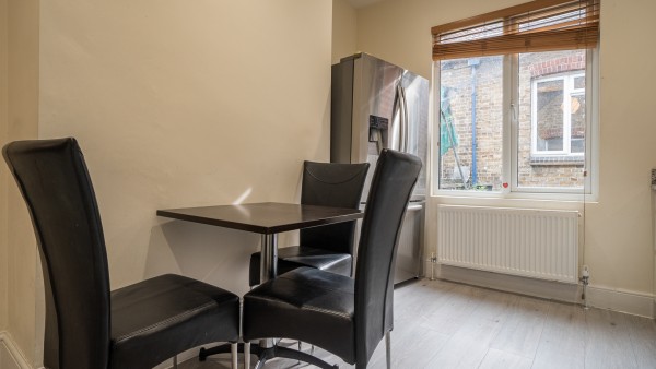 woking_property_investment_gu22_7qq_-_22