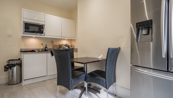 woking_property_investment_gu22_7qq_-_23