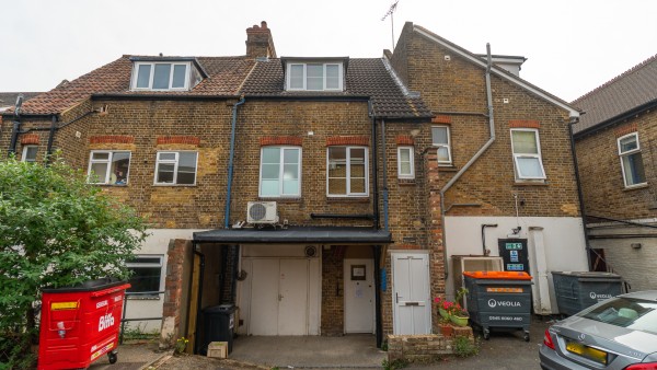 woking_property_investment_gu22_7qq_-_33