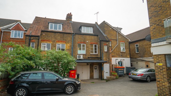 woking_property_investment_gu22_7qq_-_35