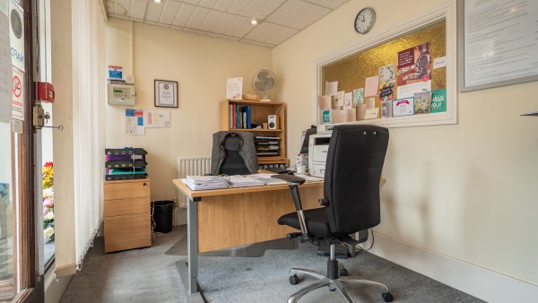 woking_property_investment_gu22_7qq_-_8