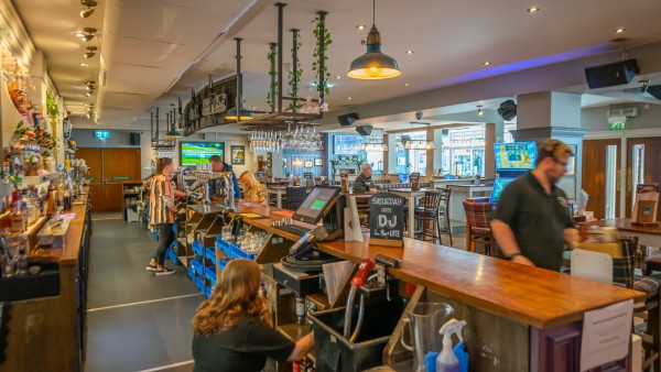 bathgate_property_investment_eh48_4pb_-_int_002