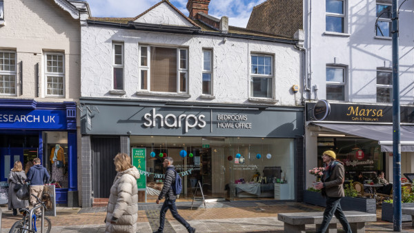 kingston_upon_thames_property_investment_kt1_1sz_-_001
