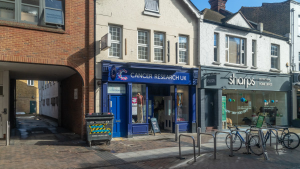 kingston_upon_thames_property_investment_kt1_1sz_-_031
